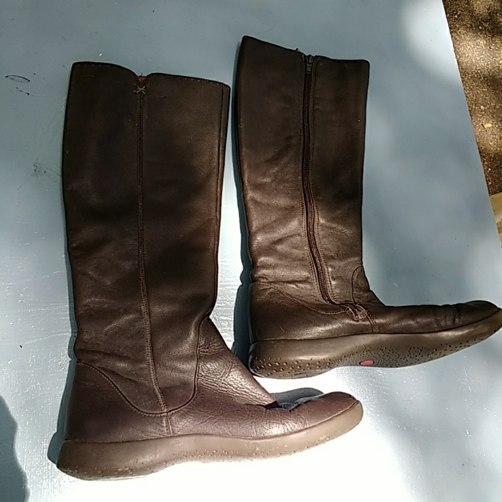 Brown leather Camper boots. Size 38.